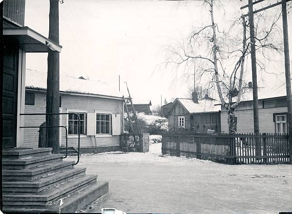 Torikadun autoaseman puoleinen pää ennen kadun avausta vuonna 1935